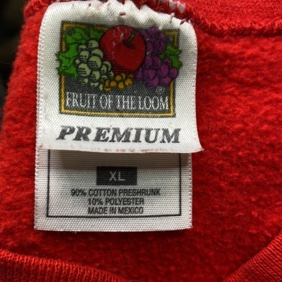 Vintage Fruit Of The Loom Wisconsin Red Crewneck Sweatshirt Size XL - Picture 7 of 14